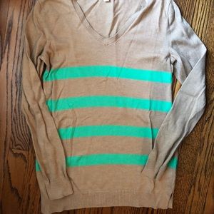 GAP maternity sweater size S